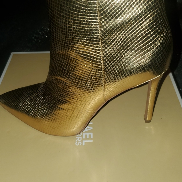 Michael Kors gold metallic bootie - Picture 2 of 6